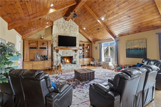 11091 Timarron Drive, Bentonville, AR 72712