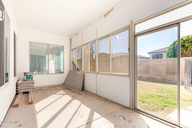 7265 W SADDLEHORN Road, Peoria, AZ 85383