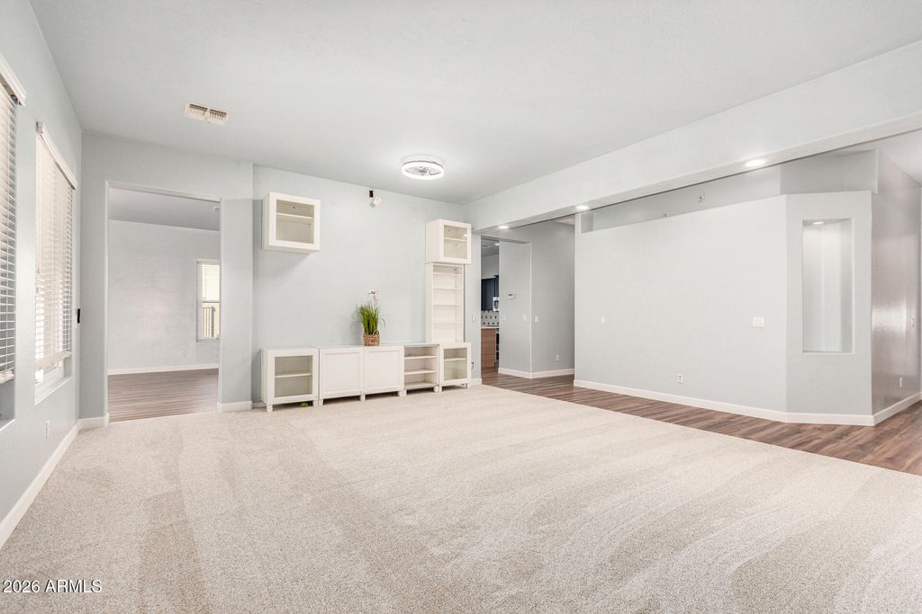 7265 W SADDLEHORN Road, Peoria, AZ 85383 — photo 5