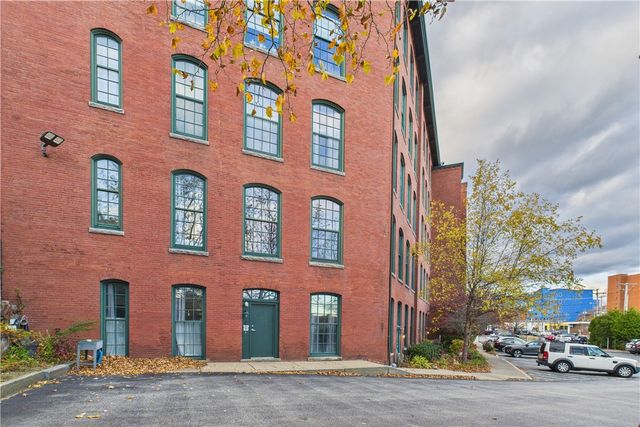 28 Bayley Street 107, Pawtucket, RI 02860