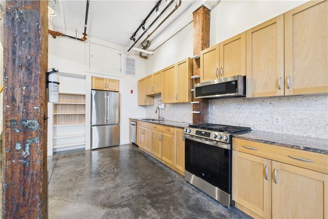 28 Bayley Street 107, Pawtucket, RI 02860