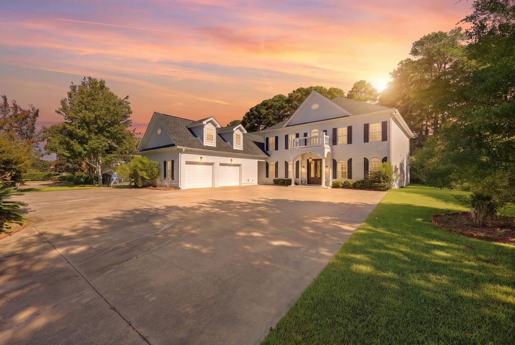 1536 Brookgreen Dr., Myrtle Beach, SC 29577