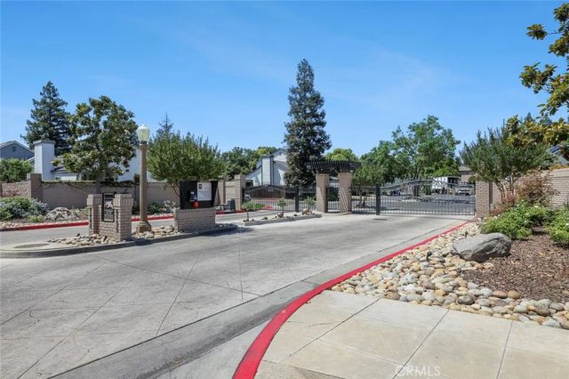 8735 Cedar Avenue 109, Fresno, CA 93720