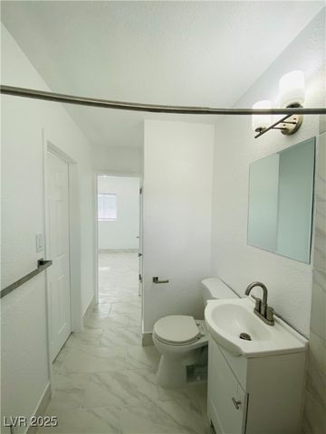 246 Philadelphia 6, Las Vegas, NV 89102