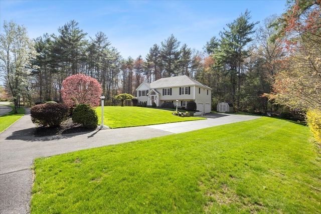 95 Eliab Latham Way, East Bridgewater, MA 02333