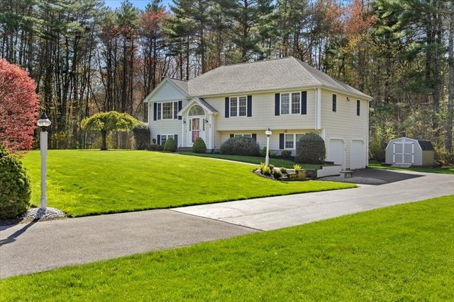 95 Eliab Latham Way, East Bridgewater, MA 02333
