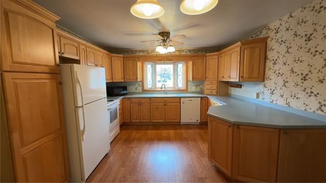 37 Ridge Port Circle, Irondequoit, NY 14617