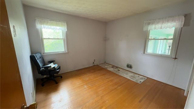 37 Ridge Port Circle, Irondequoit, NY 14617
