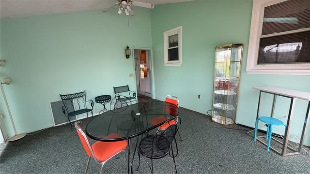 37 Ridge Port Circle, Irondequoit, NY 14617