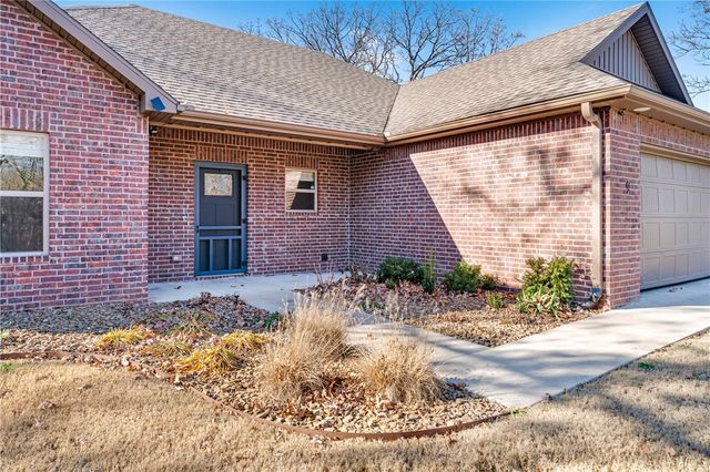 9 Kirkconnel Lane, Bella Vista, AR 72715