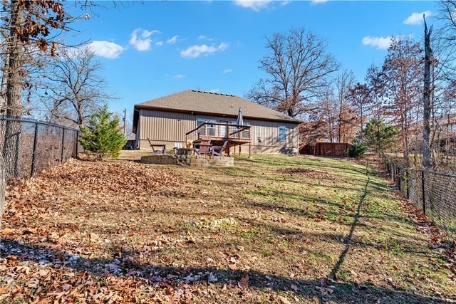 9 Kirkconnel Lane, Bella Vista, AR 72715