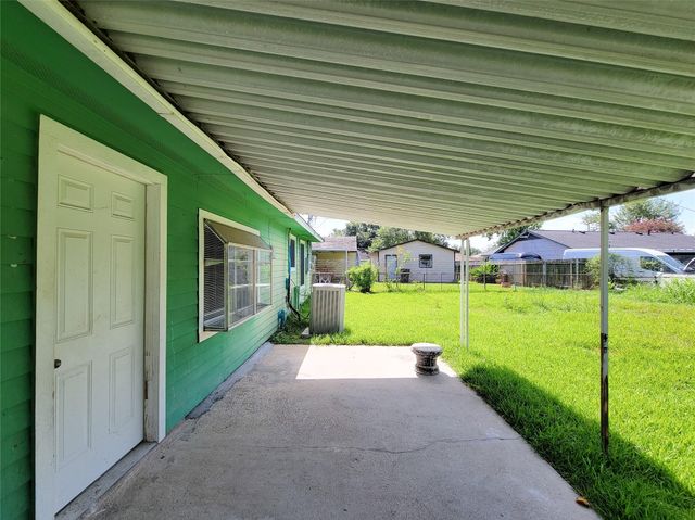12226 Dorwayne Court, Houston, TX 77015