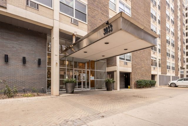 3033 N Sheridan Road 1203, Chicago, IL 60657