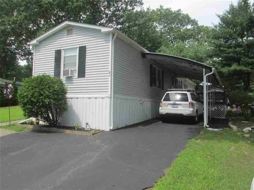 61 Cantaberry Lane, Coventry, RI 02816