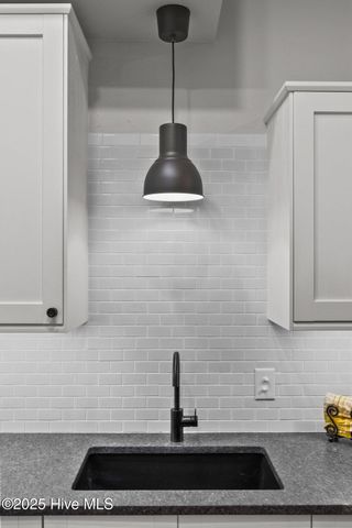 304 N Front Street Apt J, Wilmington, NC 28401