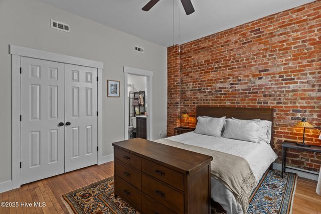 304 N Front Street Apt J, Wilmington, NC 28401