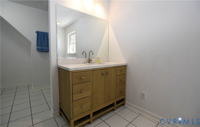 153 Deer Trl, Aylett, VA 23009