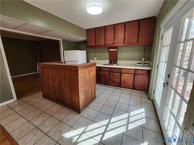 153 Deer Trl, Aylett, VA 23009