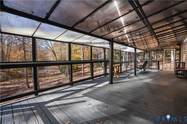 153 Deer Trl, Aylett, VA 23009