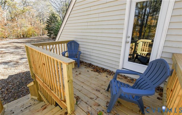 153 Deer Trl, Aylett, VA 23009