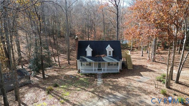 153 Deer Trl, Aylett, VA 23009