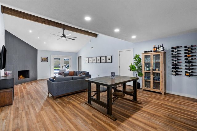 1601 S 17th Street, Rogers, AR 72758