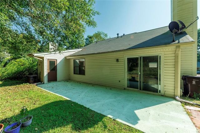 5189 Village Green Way, Alpharetta, GA 30009