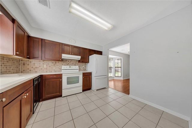 5189 Village Green Way, Alpharetta, GA 30009