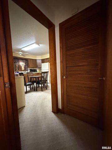 8576 Old Route 13, Marion, IL 62959