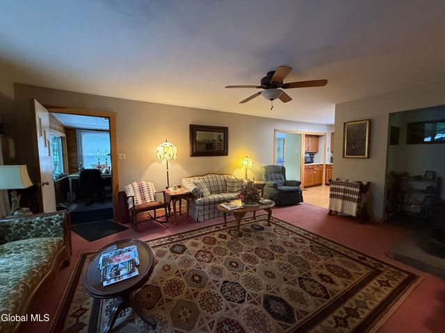 303 N Shore Rd Peck Road, Gloversville, NY 12078