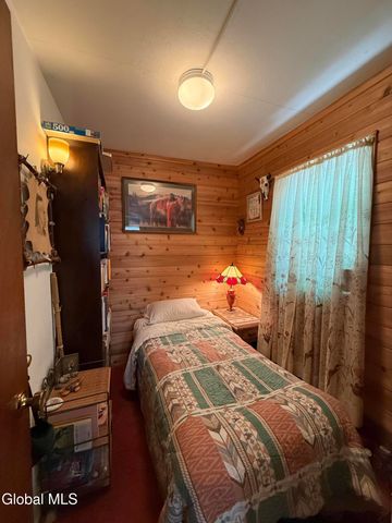 303 N Shore Rd Peck Road, Gloversville, NY 12078