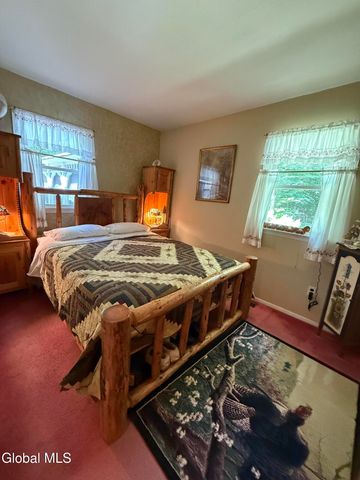 303 N Shore Rd Peck Road, Gloversville, NY 12078