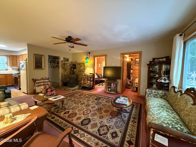 303 N Shore Rd Peck Road, Gloversville, NY 12078