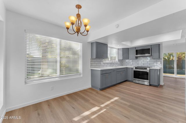 108 S MORNING RIDGE Drive, Gilbert, AZ 85296