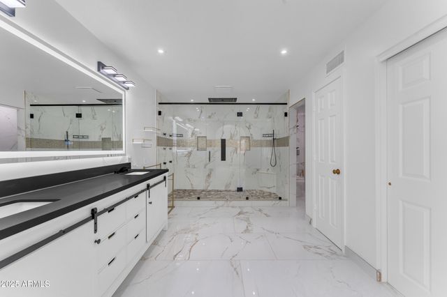 108 S MORNING RIDGE Drive, Gilbert, AZ 85296