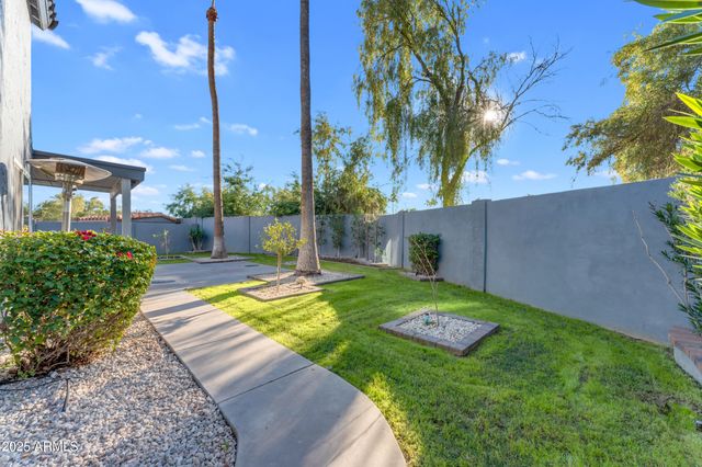 108 S MORNING RIDGE Drive, Gilbert, AZ 85296