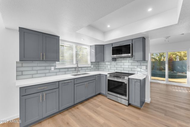 108 S MORNING RIDGE Drive, Gilbert, AZ 85296