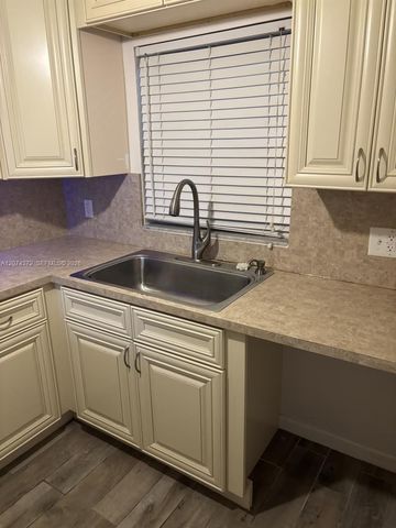 9471 Evergreen Place 106, Davie, FL 33324