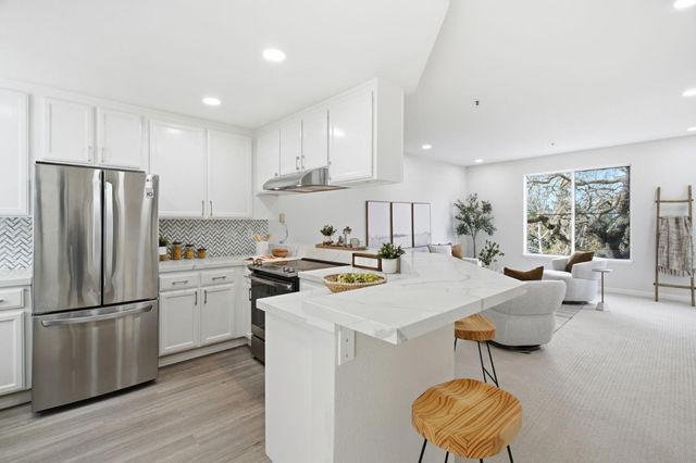 929 E El Camino Real 317E, Sunnyvale, CA 94087