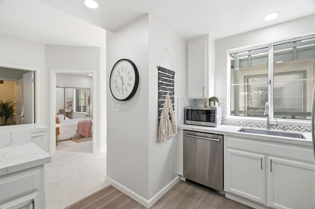 929 E El Camino Real 317E, Sunnyvale, CA 94087