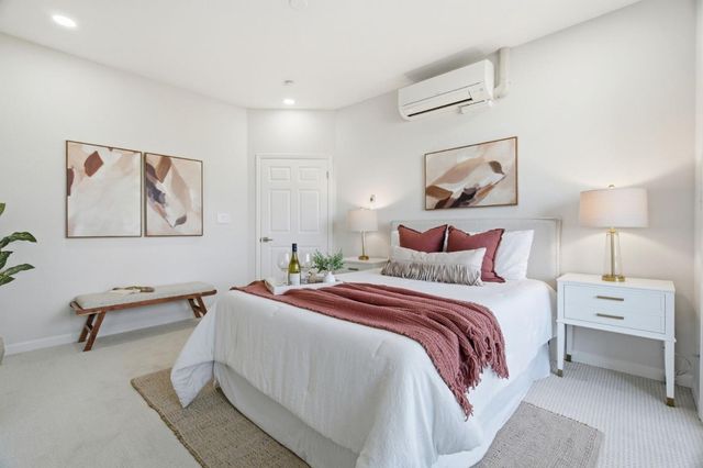 929 E El Camino Real 317E, Sunnyvale, CA 94087