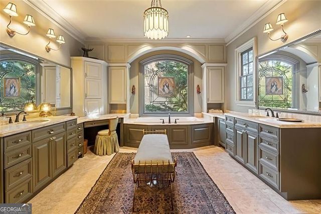 5000 Long Island Drive NW, Sandy Springs, GA 30327