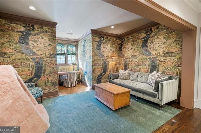 5000 Long Island Drive NW, Sandy Springs, GA 30327