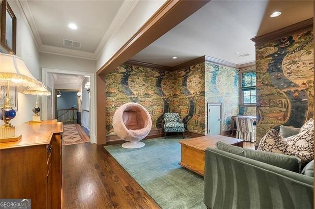 5000 Long Island Drive NW, Sandy Springs, GA 30327