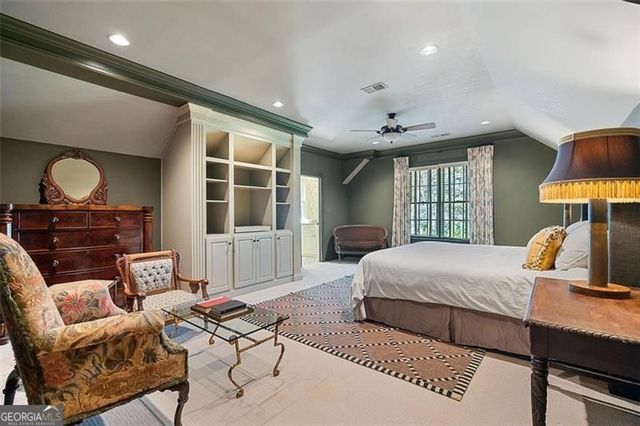 5000 Long Island Drive NW, Sandy Springs, GA 30327