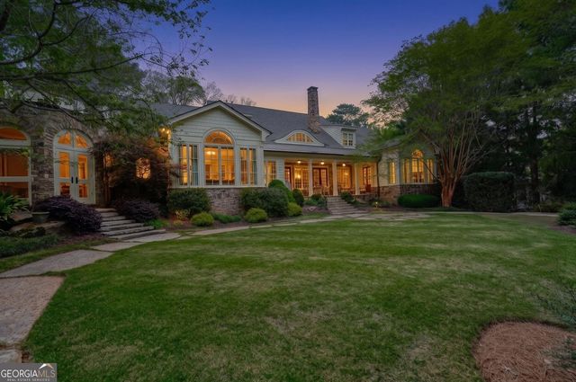 5000 Long Island Drive NW, Sandy Springs, GA 30327