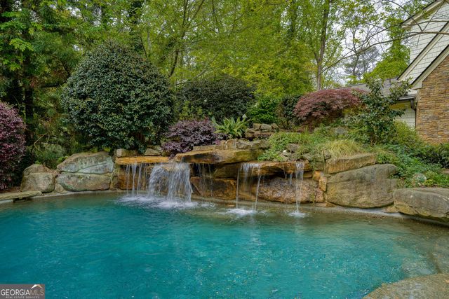 5000 Long Island Drive NW, Sandy Springs, GA 30327
