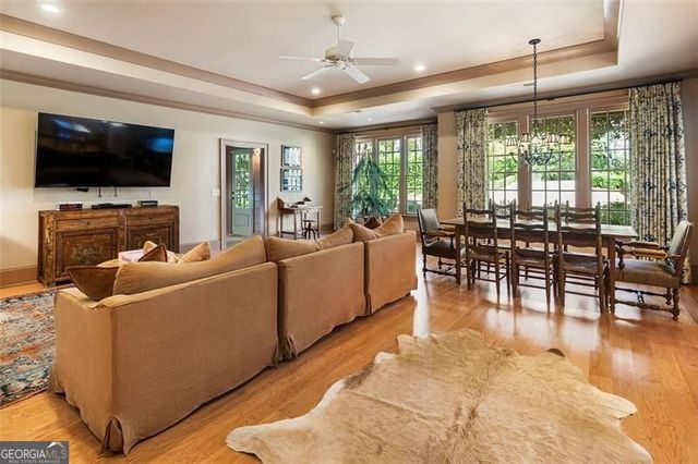 5000 Long Island Drive NW, Sandy Springs, GA 30327