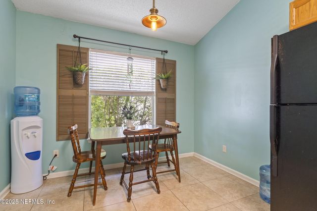 2062 FEATHERWOOD Drive W, Jacksonville, FL 32233