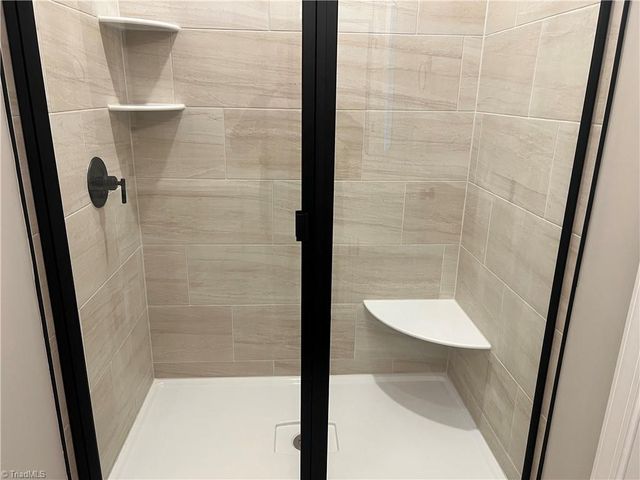 4234 Quartersaw Lane TH5, Clemmons, NC 27012